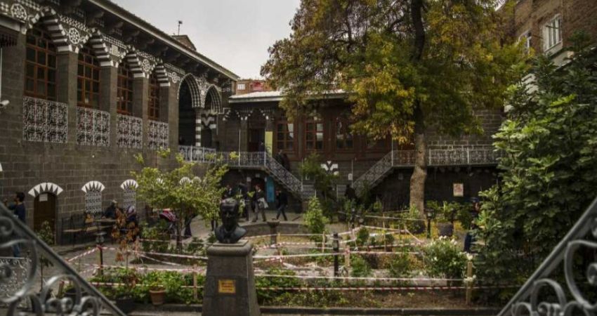 Uçaklı Butik Mardin Diyarbakır Göbeklitepe Turu | 2 Gece 3 Gün
