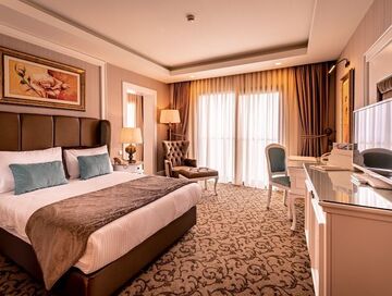 Vuni Palace Hotel & Casino