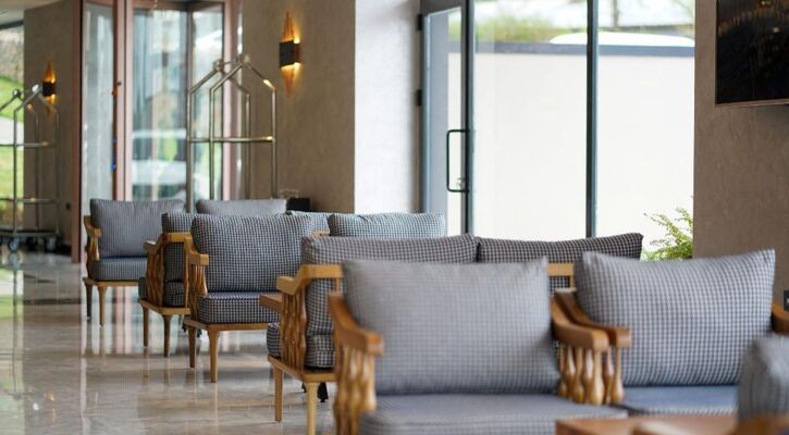 Aileena Hotel & Villas