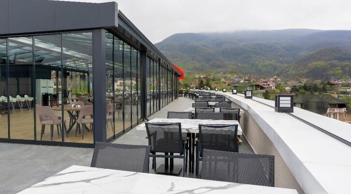 Aileena Hotel & Villas