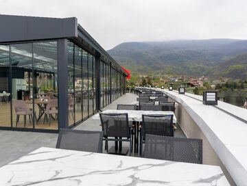 Aileena Hotel & Villas