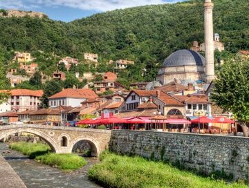 Kosovalı Büyük Balkanlar Turu AJet ile Extra Turlar ve Akşam Yemekleri Dahil SKP-SKP